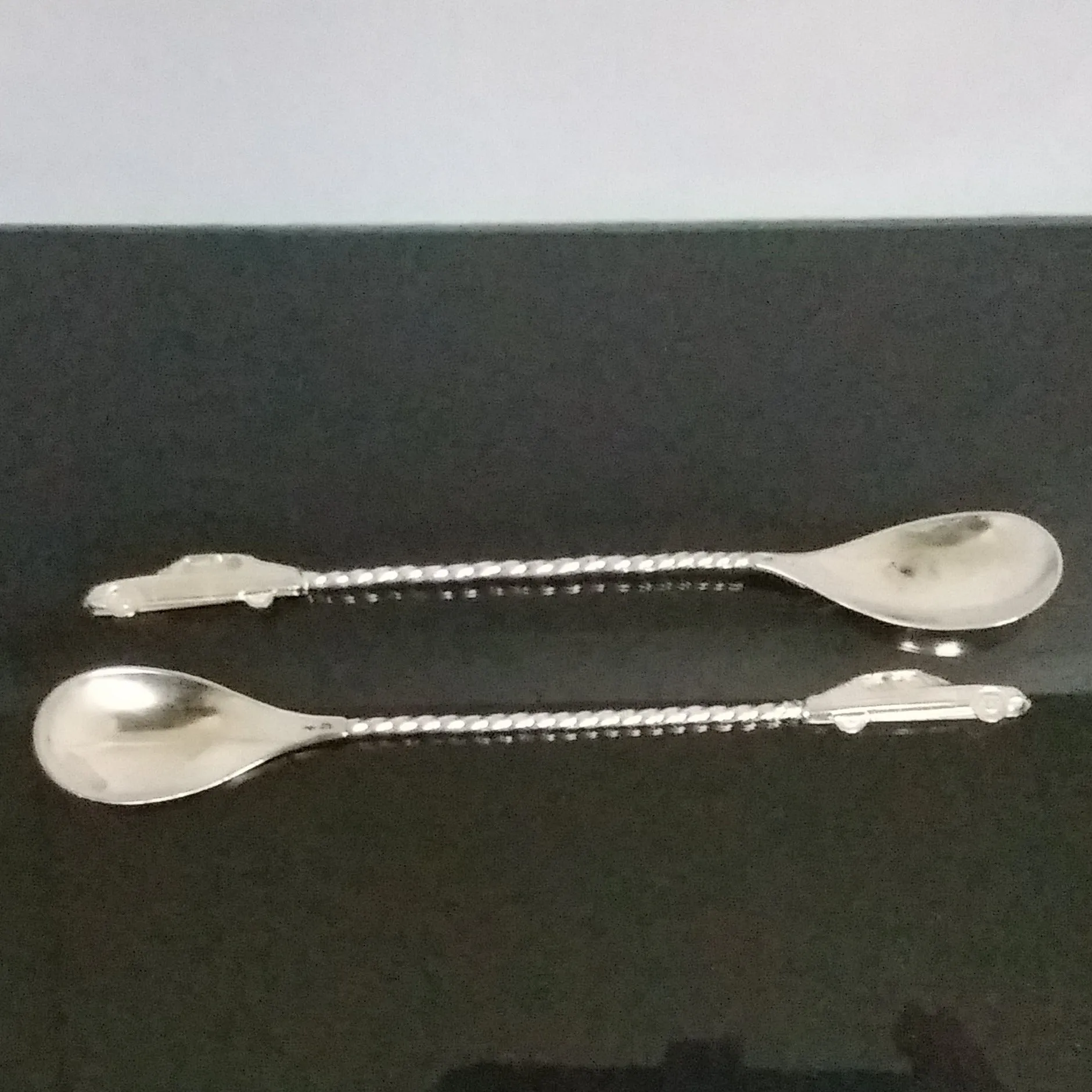 Car spoon