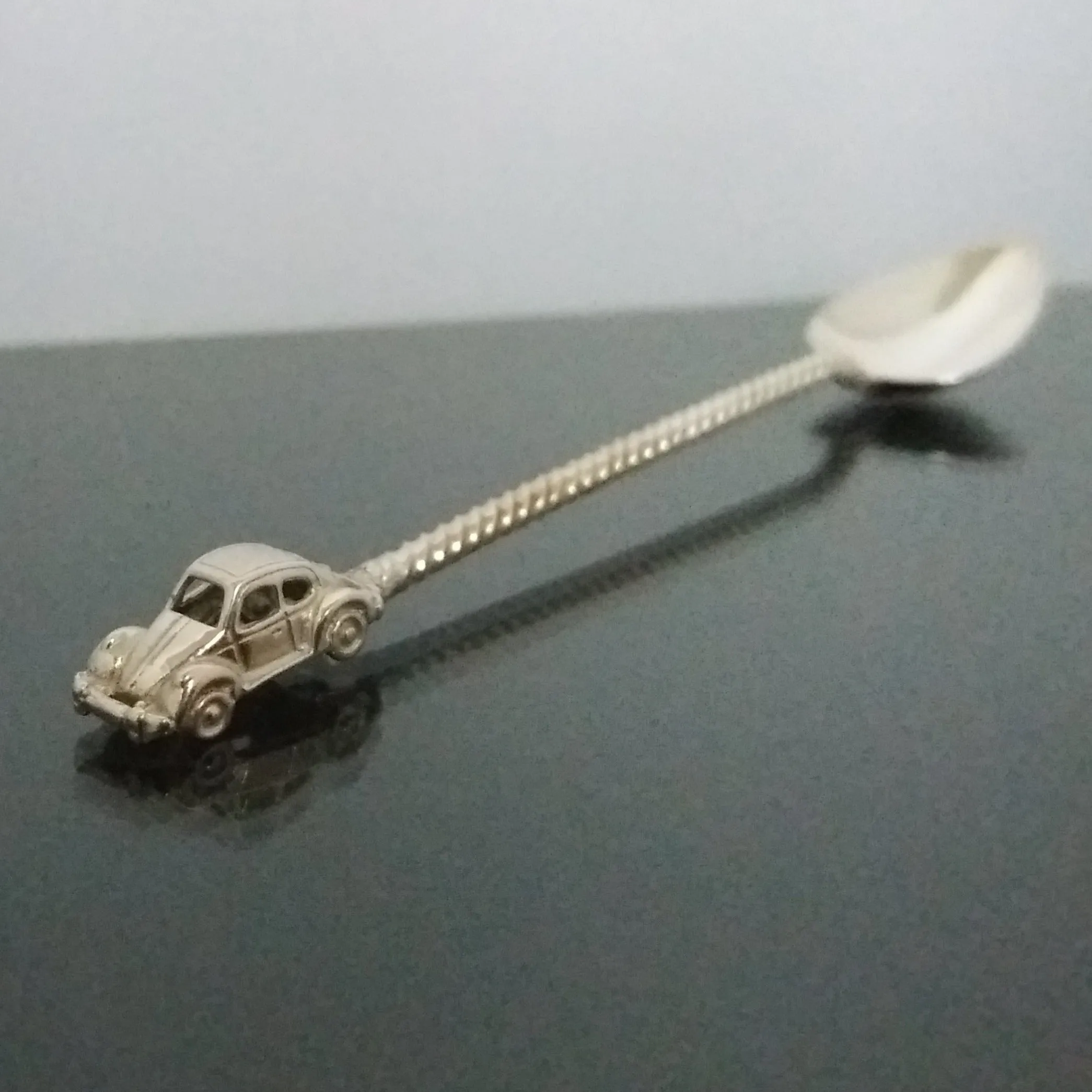 Car spoon