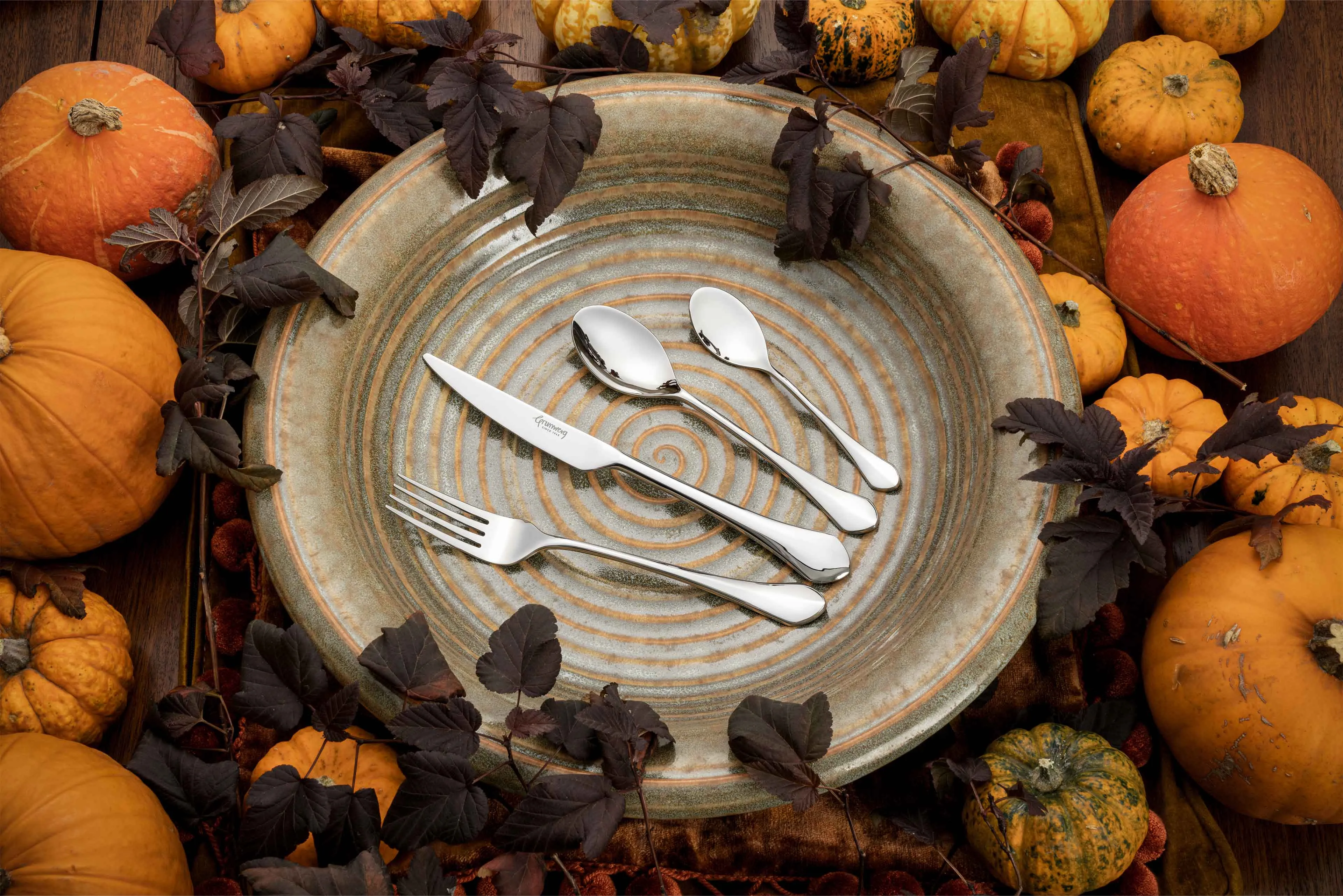 Derwent 84 Piece Cutlery Set for 12 People