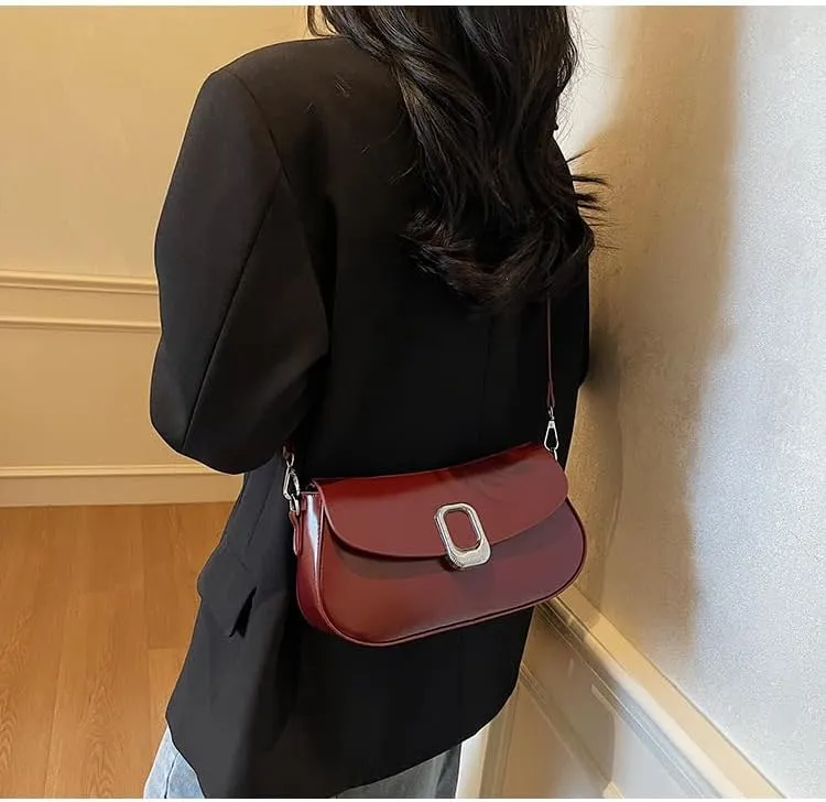 High Saddle Chain Bag