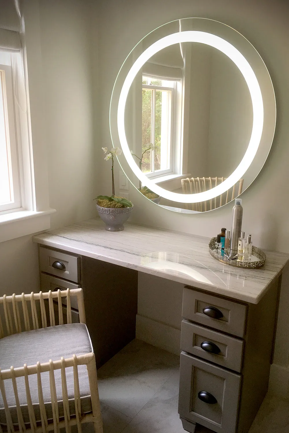 LED Mirror (Front-Lighted Round) 44" x 44"