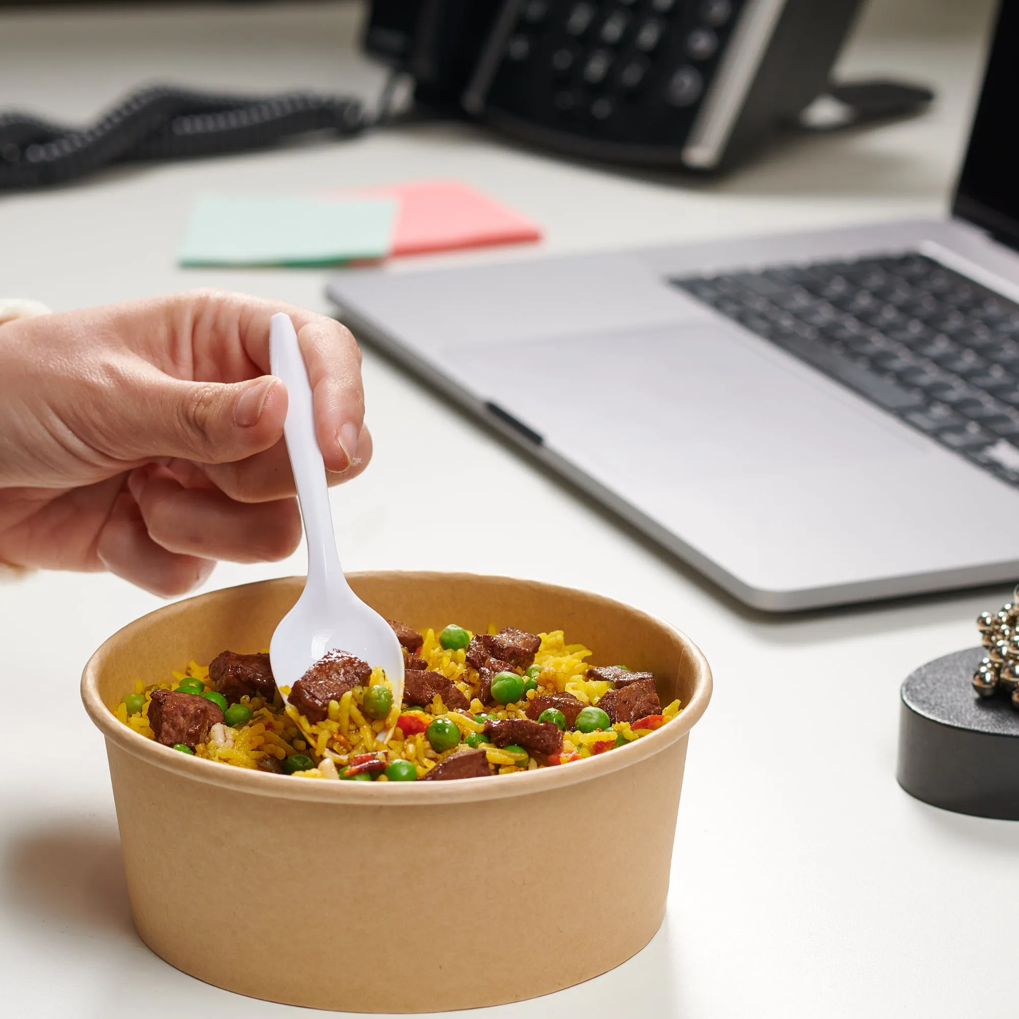 Light-Weight White Disposable Plastic Tea Spoons