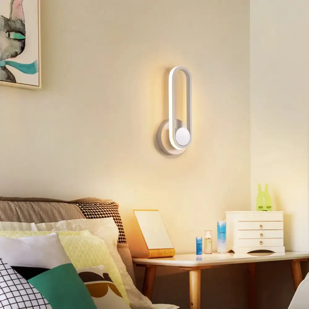 Minimalist LED Oval Wall Sconce Light for Living Room - Stylish Metal Mount Lighting